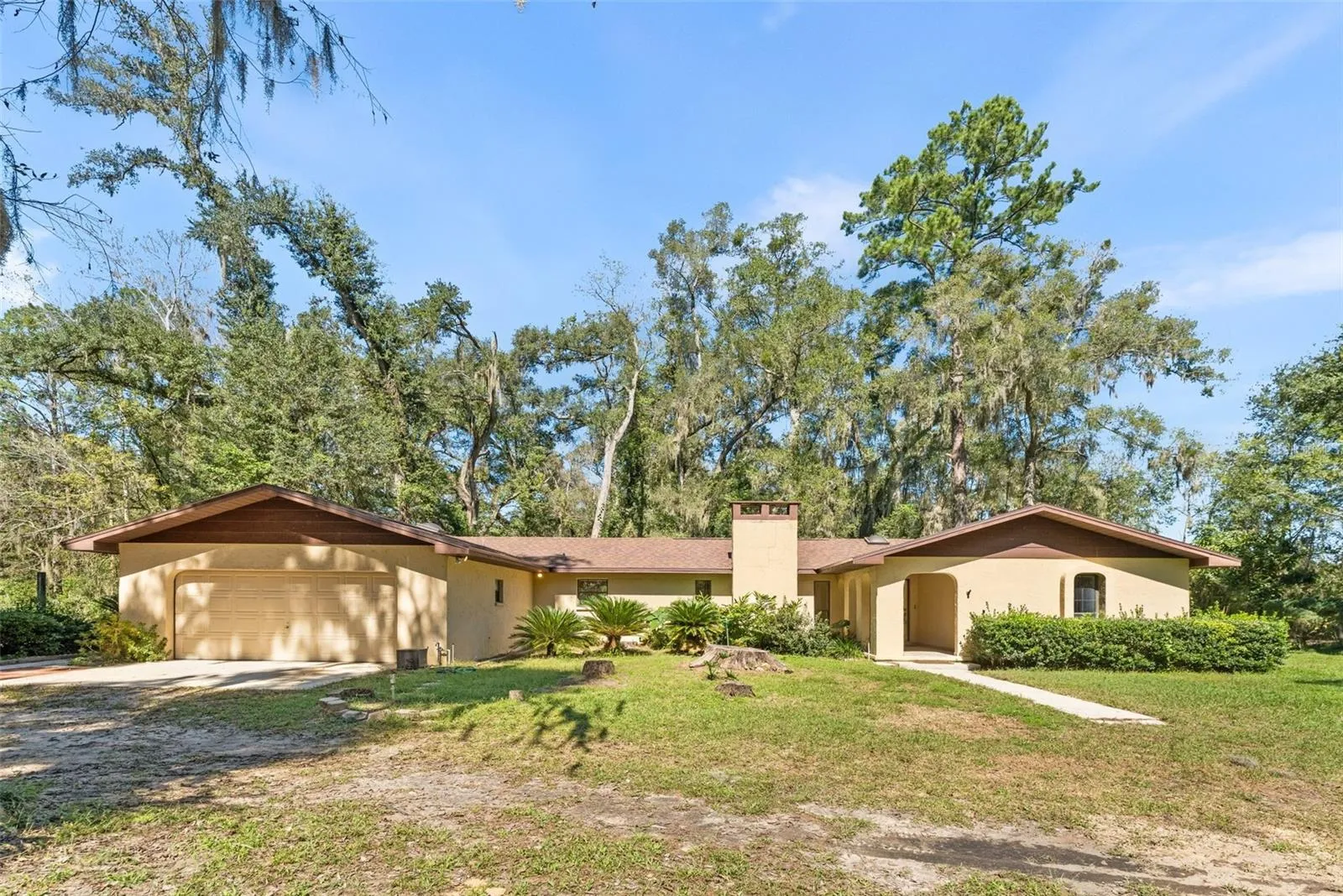 Welcome to 5804 NW 158th St, Alachua