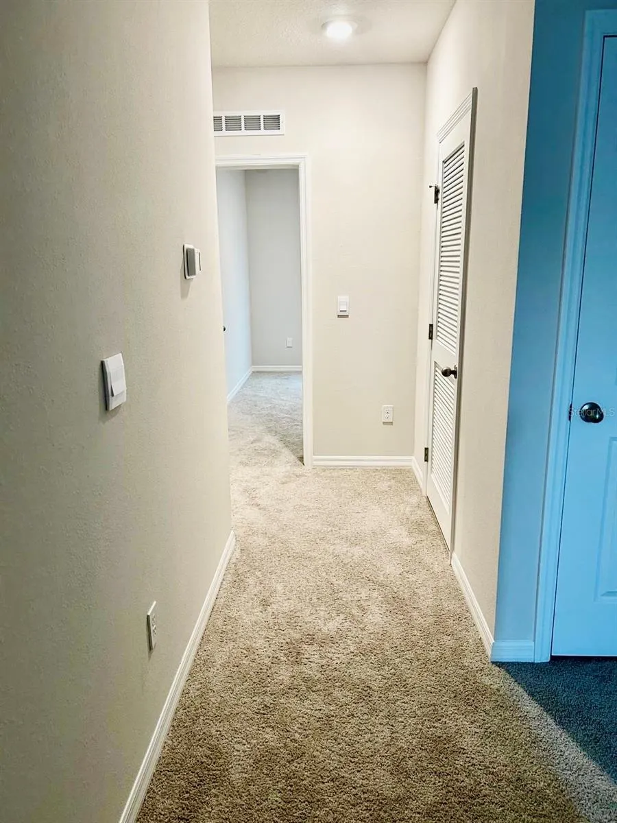Hall 2do Floor