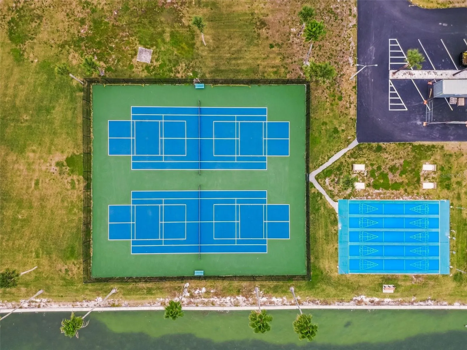 Tennis/Pickleball Court