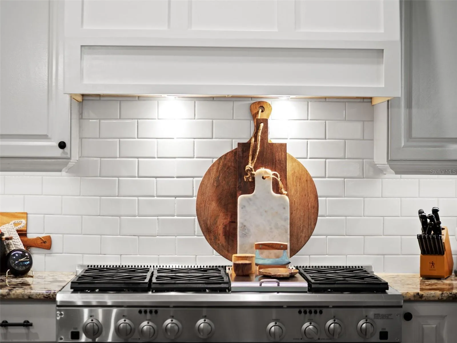 Gas stovetop