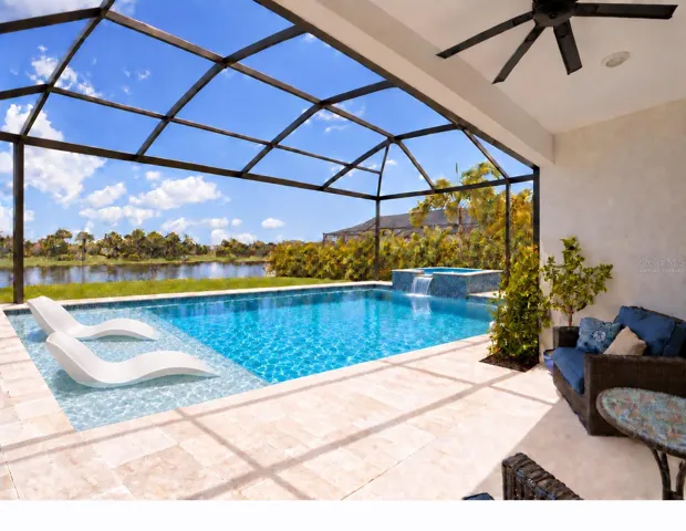 VIRTUALLY STAGED POOL
