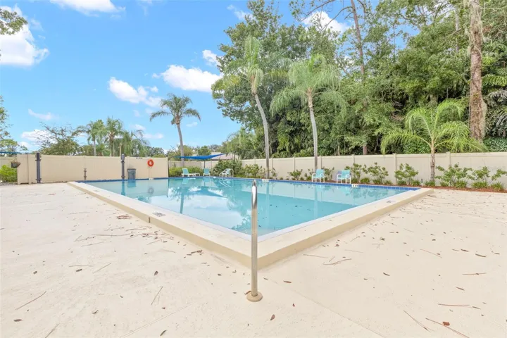 Community pool