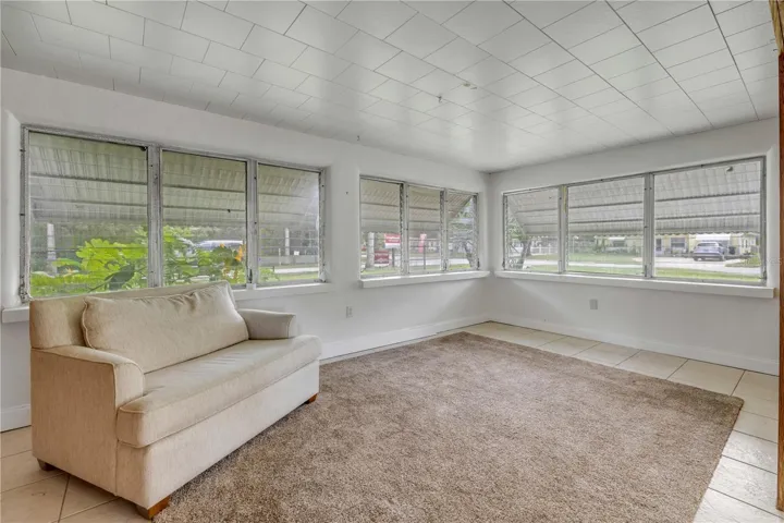 Front room abuts to front entry room