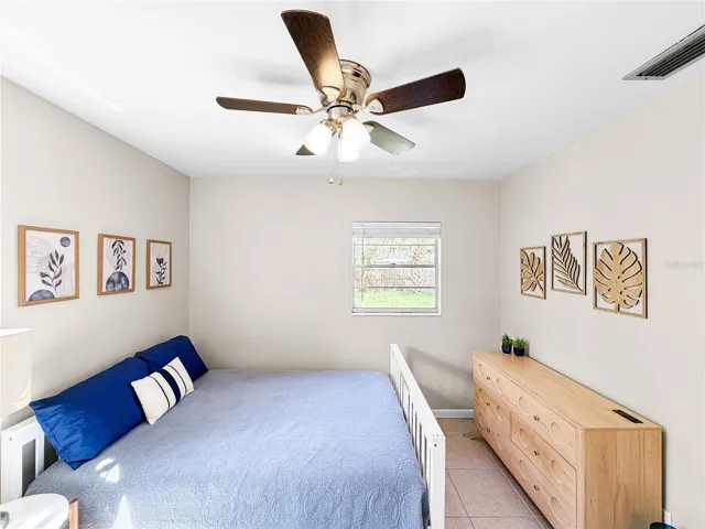 BEDROOM #2