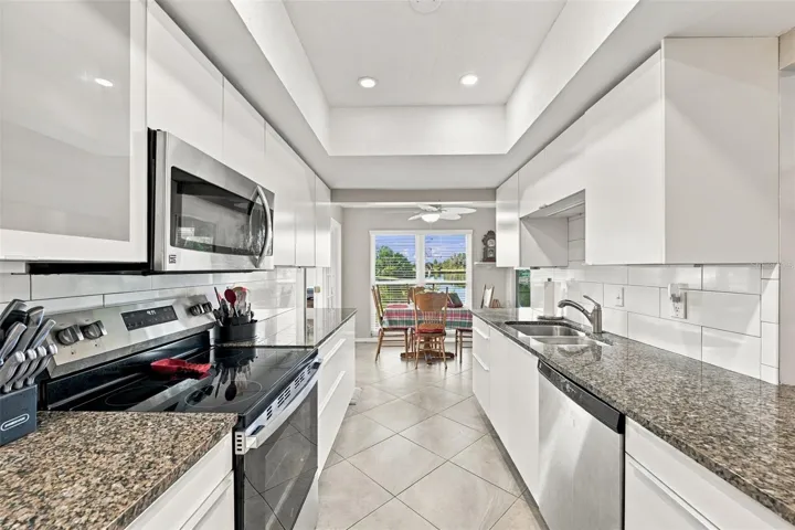 Modern, bright and exceptionally clean and functional kitchen.