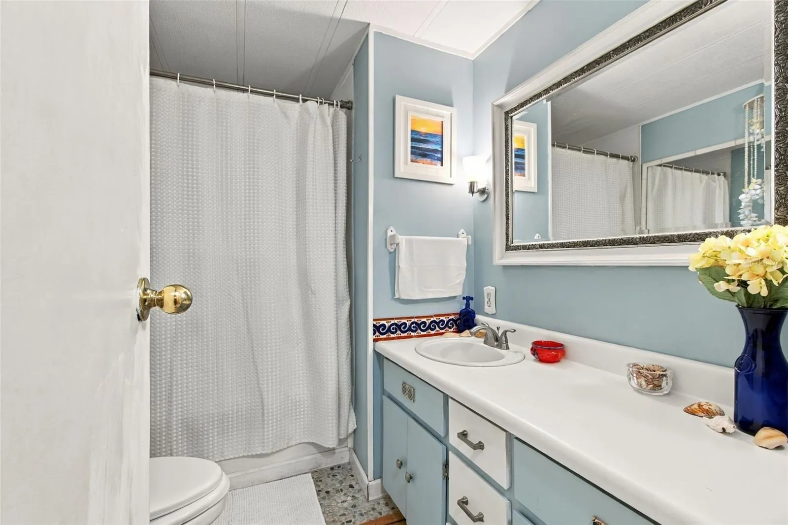 Main bathroom