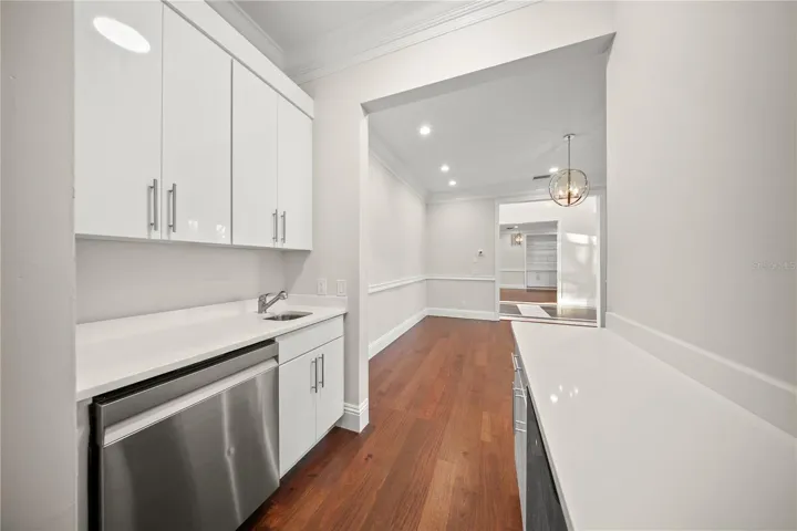 Butler's Pantry