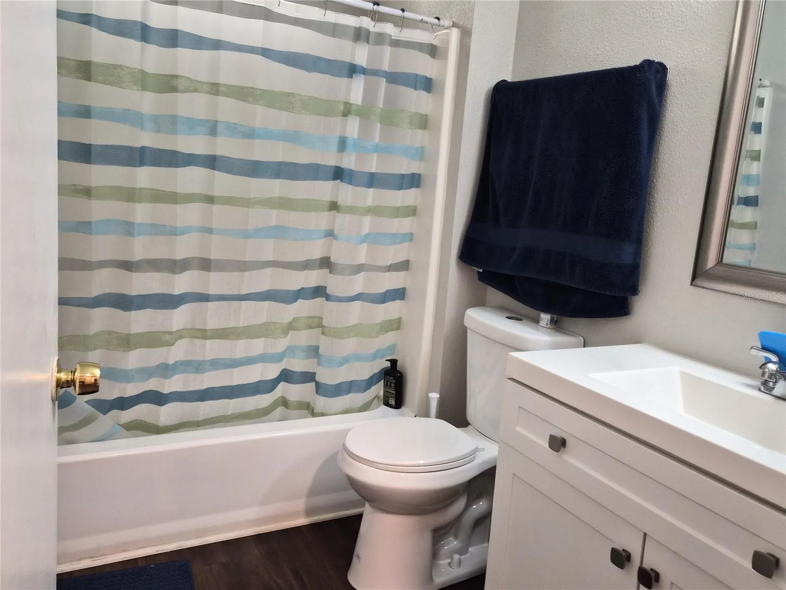 2nd Bathroom