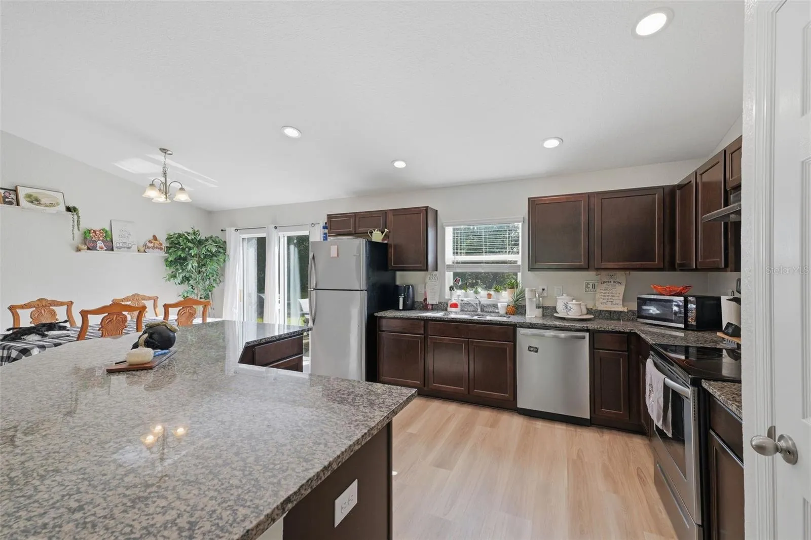 Kitchen/Dining