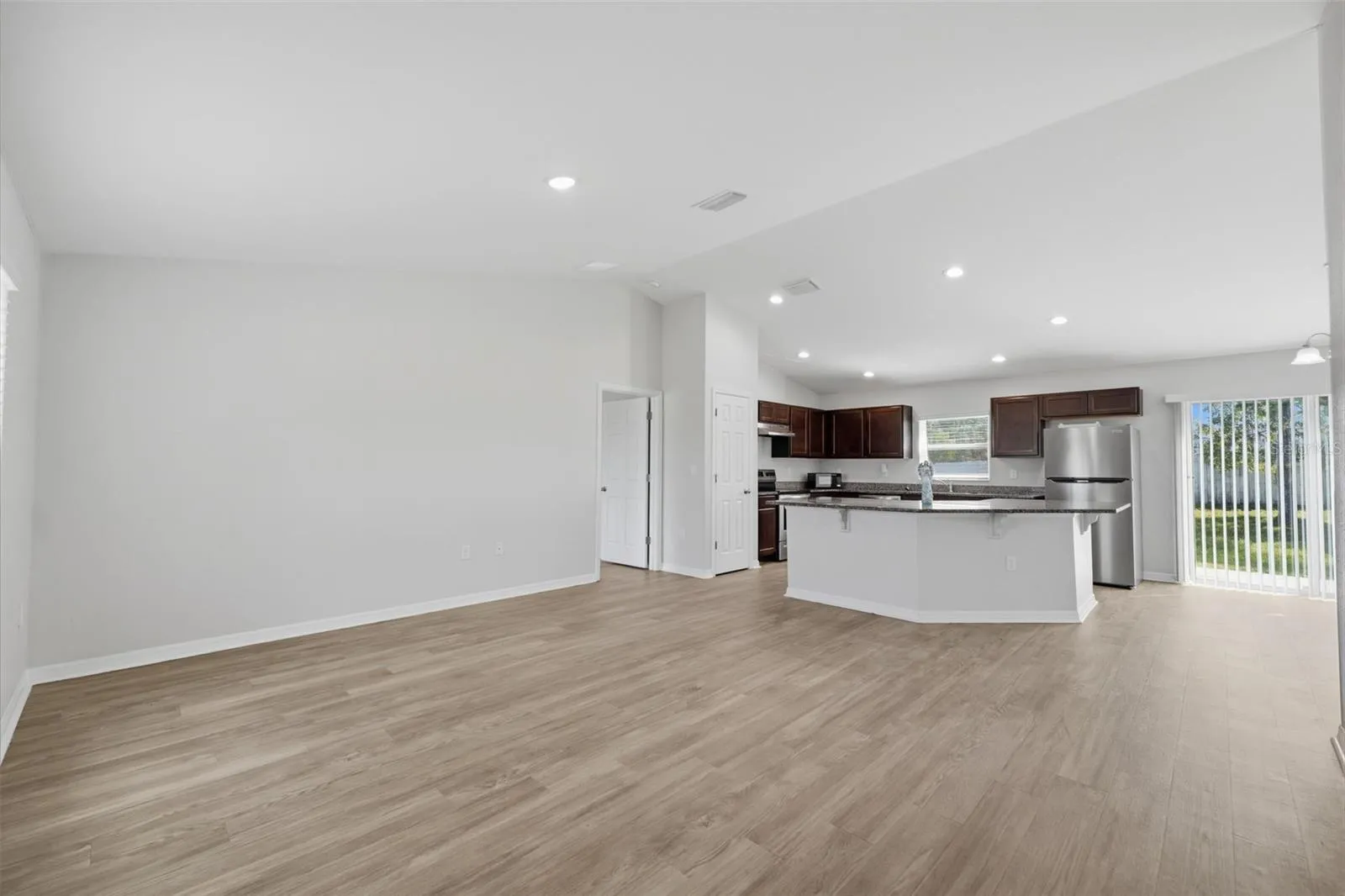 Living/Kitchen