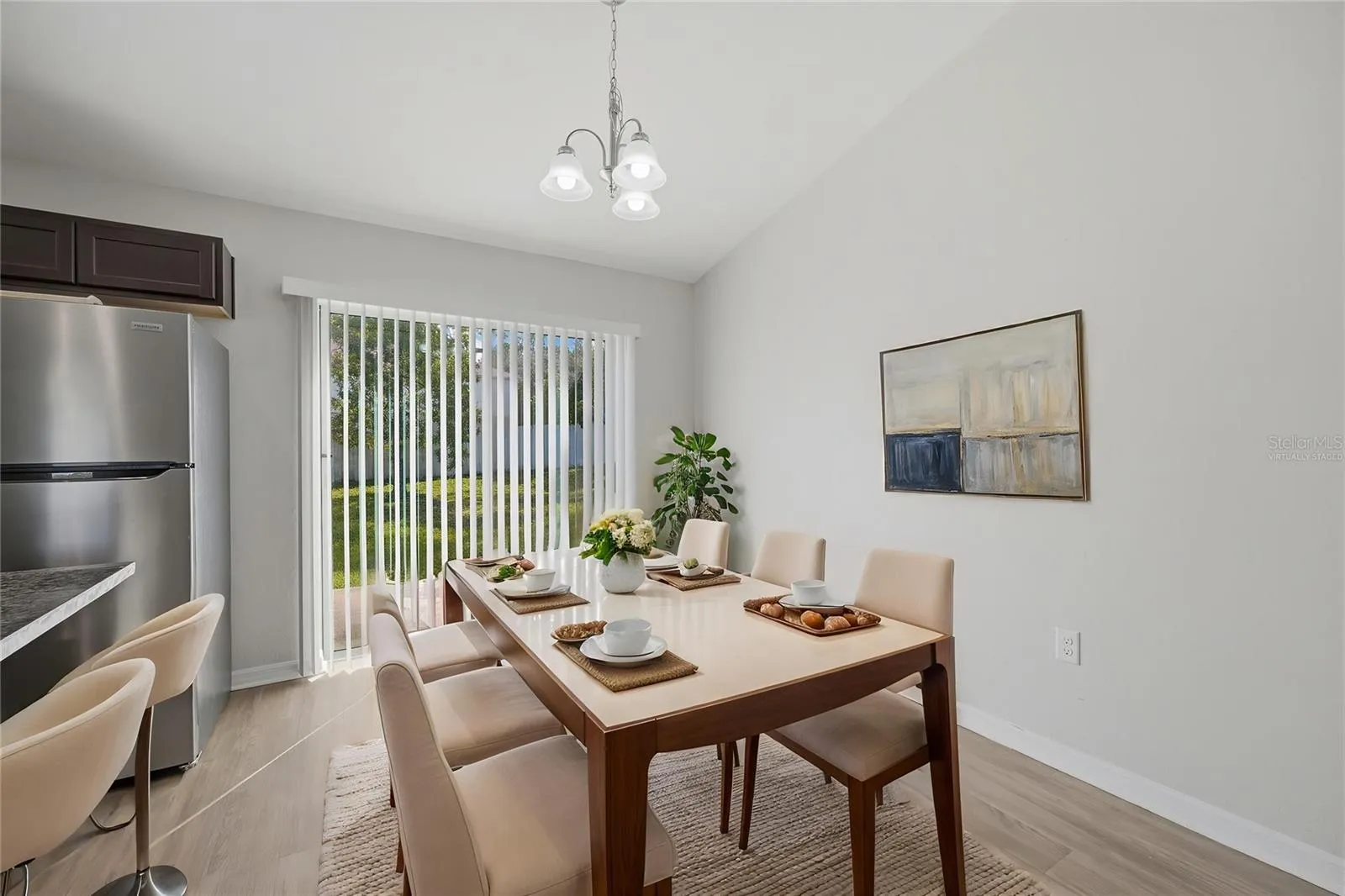 Dining (Virtually Staged)