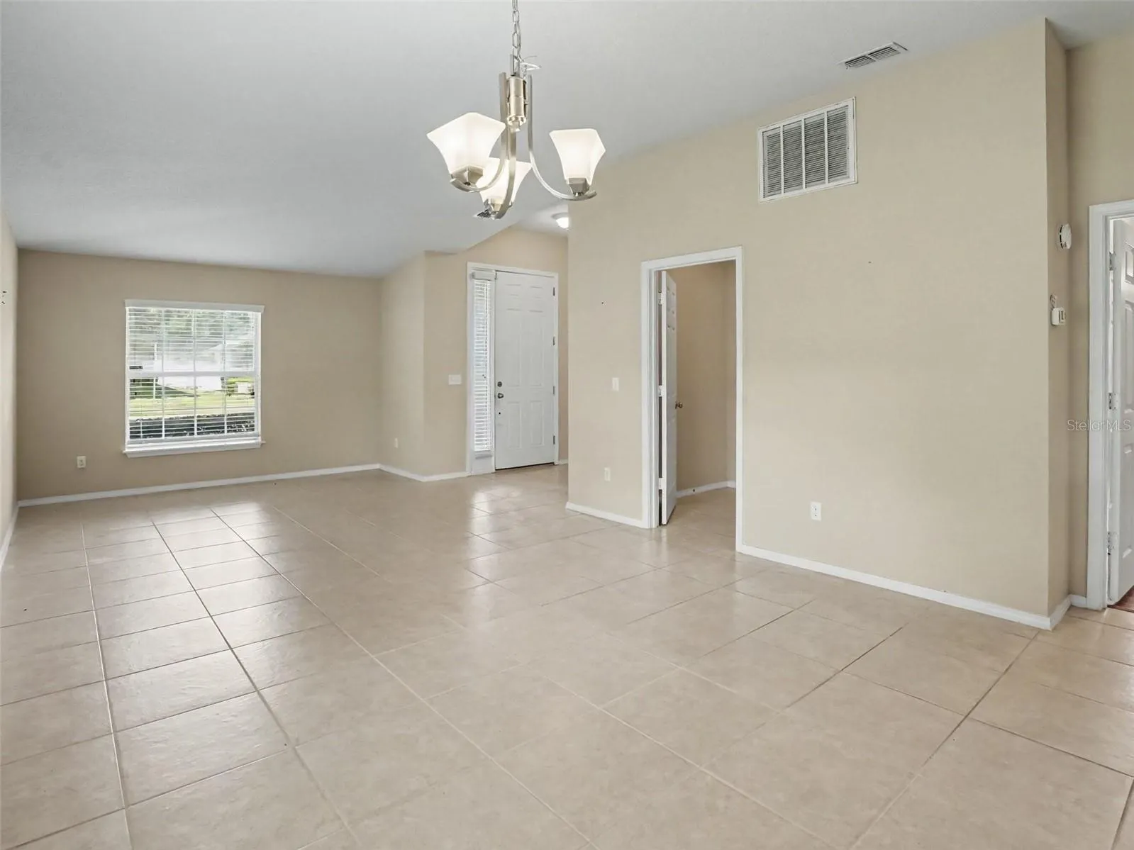 Living Room/Dining Room Combo