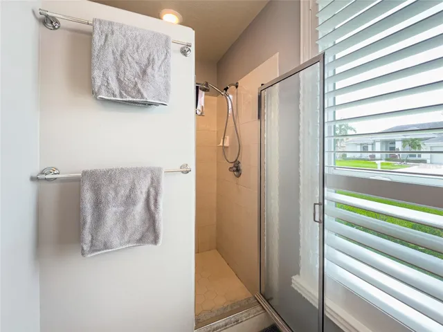 Shower stall