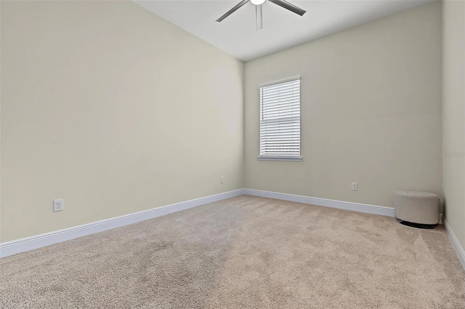 Bedroom 3 - unstaged