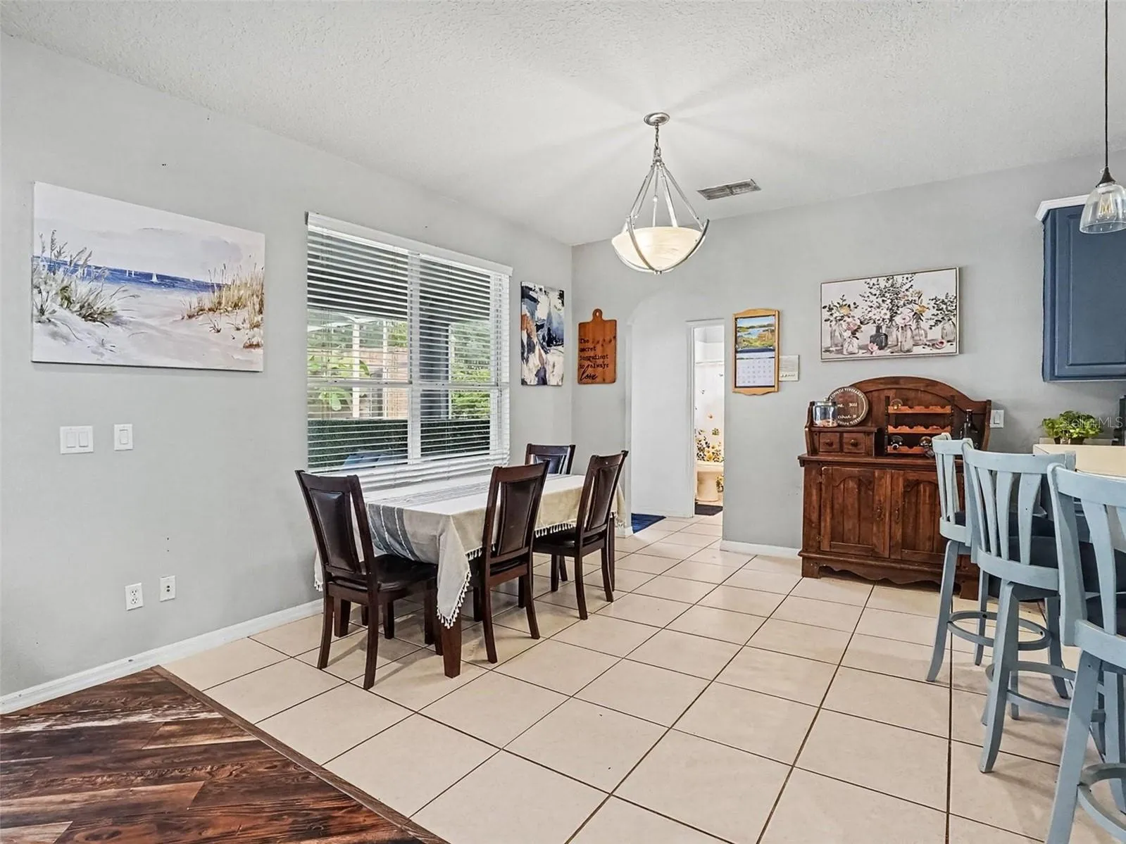 Breakfast Nook