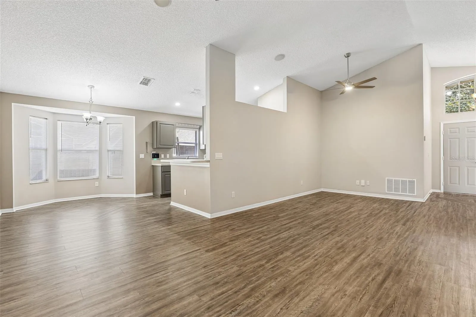 dining living area