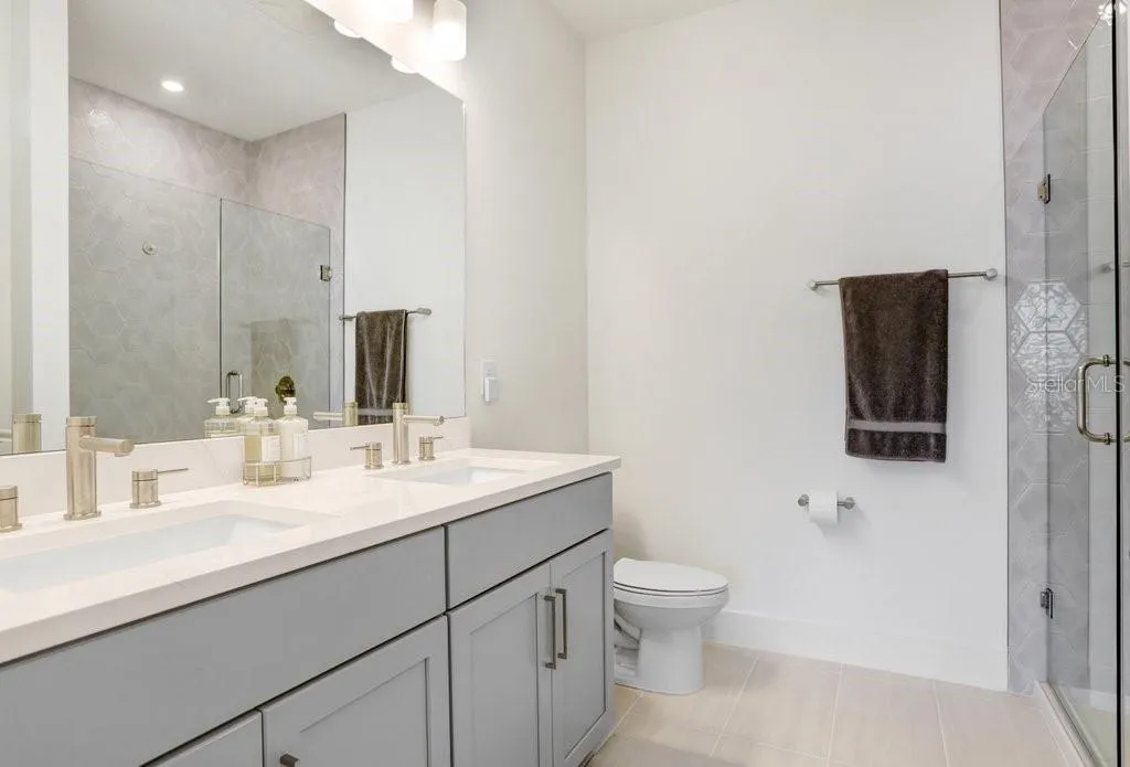 Bathroom 3