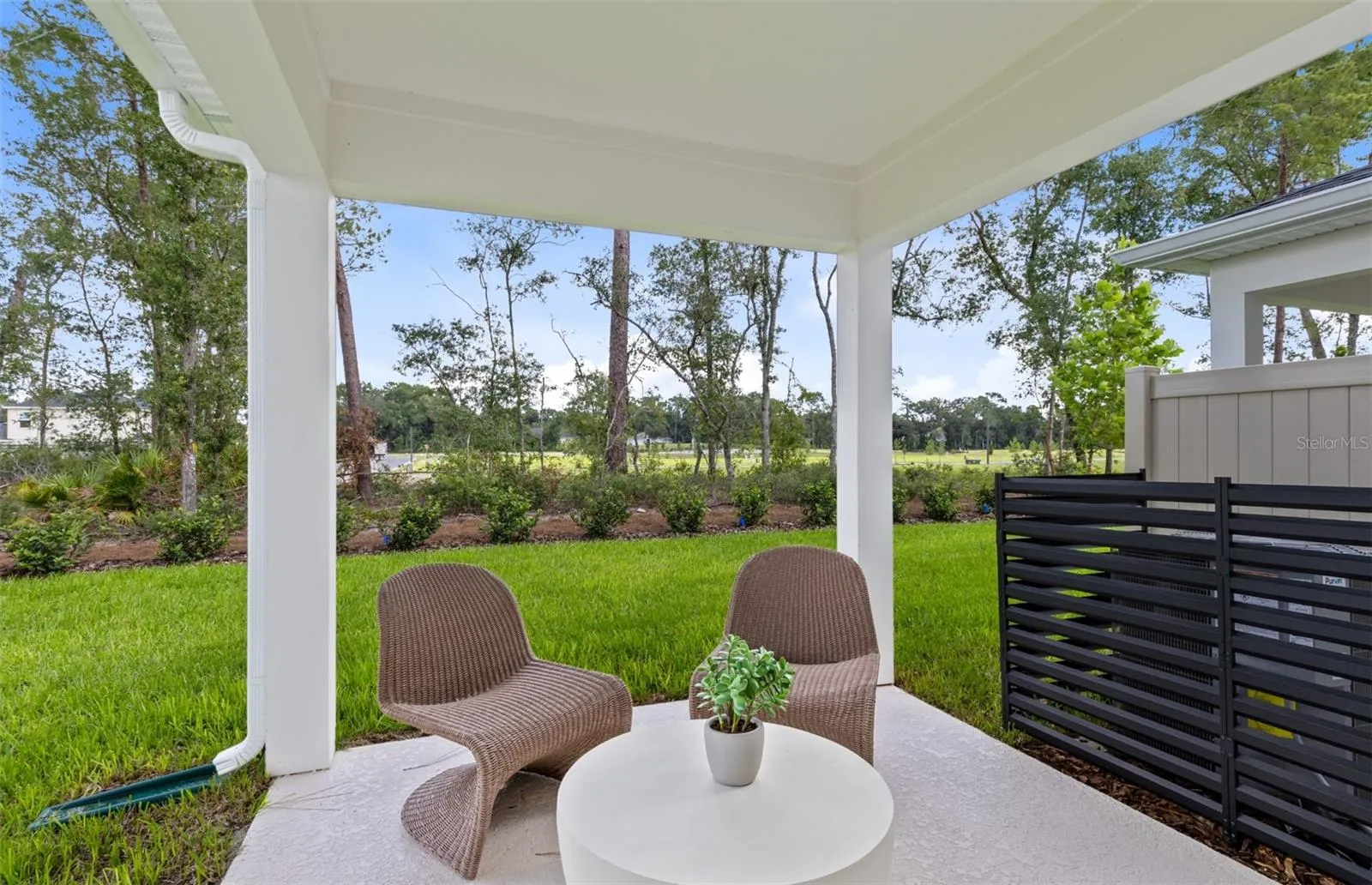 Model Home Design Only. Pictures and furnishings are for illustrative purposes only. Elevations, colors and options may vary. Furniture is for model home staging only.