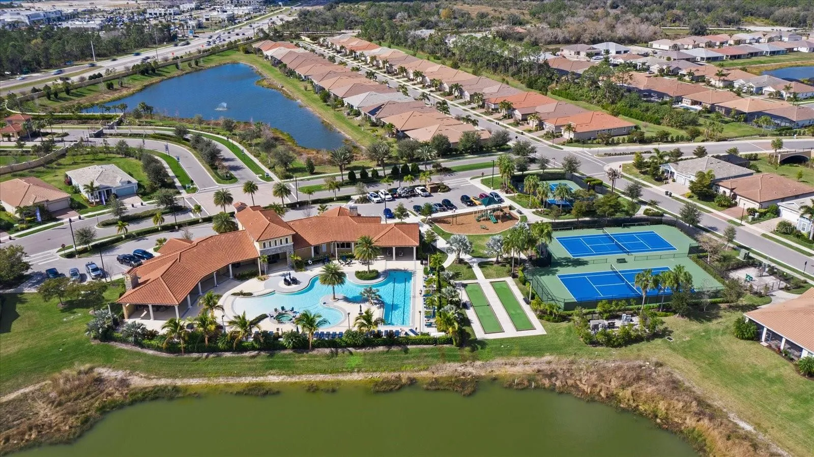 Resort Style Amenities