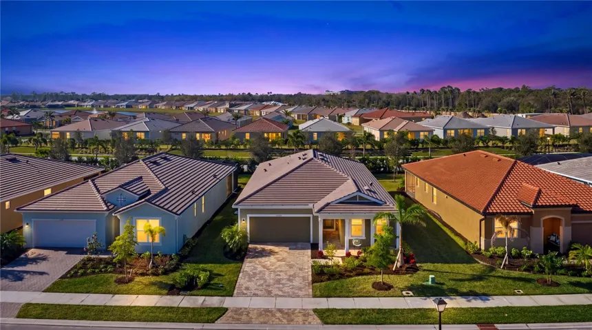 Aerial Front Elevation (Virtual Twilight)