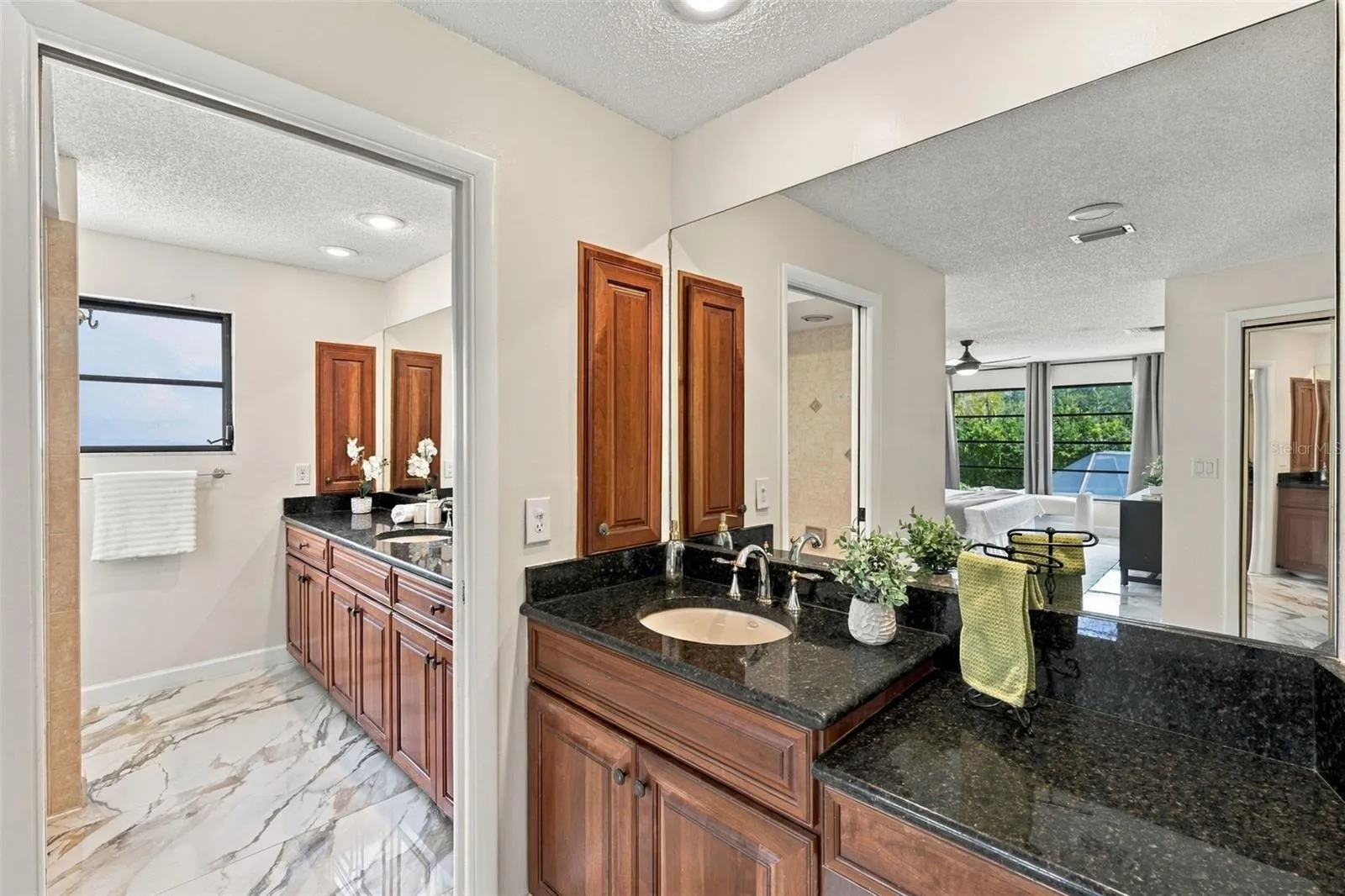 Primary Bath Double Sinks and Vanity