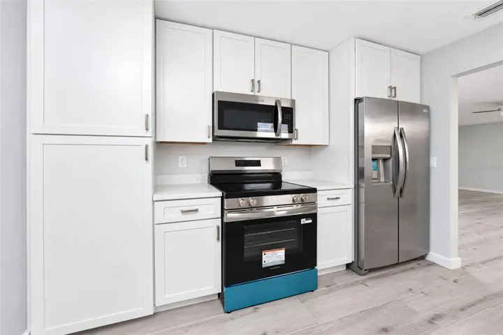 There is a pantry for the chef in you to store your wares and needs.