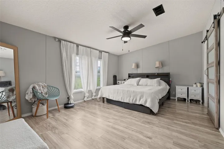 Virtual staging with flooring