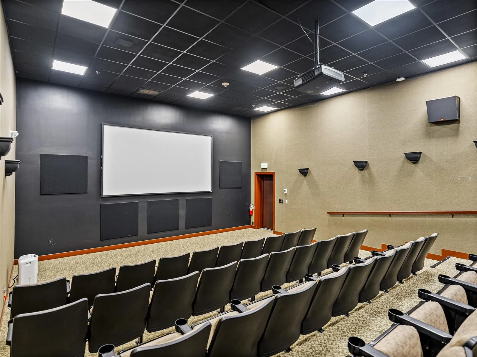 Clubhouse Theater
