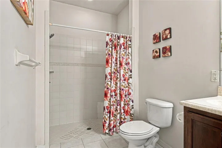 Primary bath