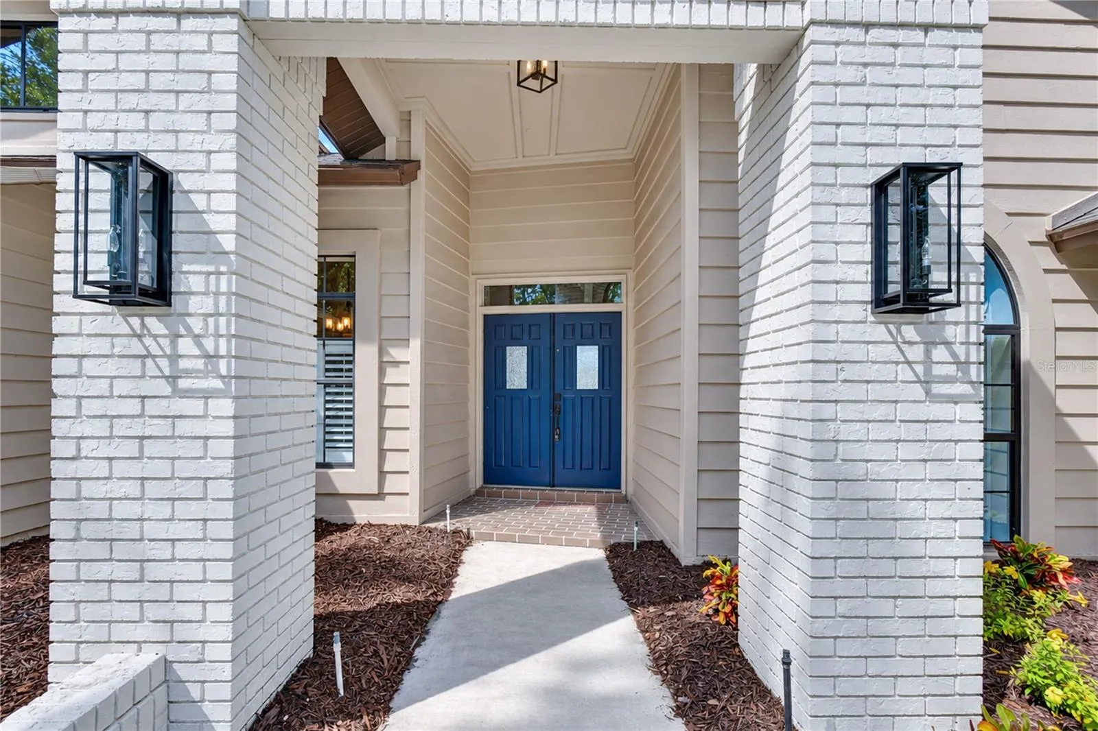 Columns Portico Entrance