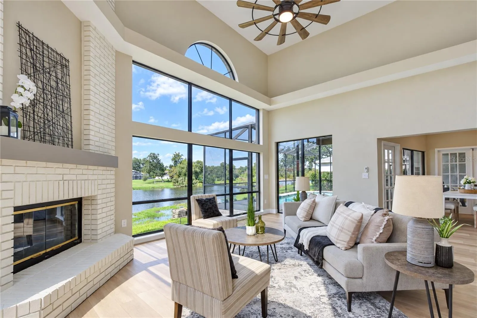Family Room - Brick Firepace