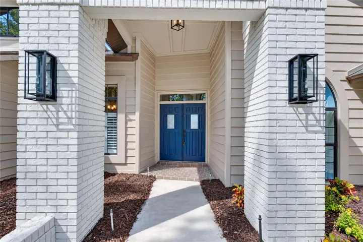 Columns Portico Entrance