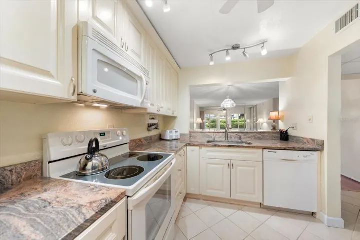 LOTS OF CABINET SPACE