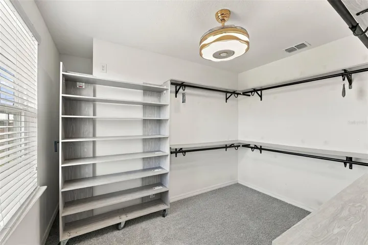 Walk-in closet