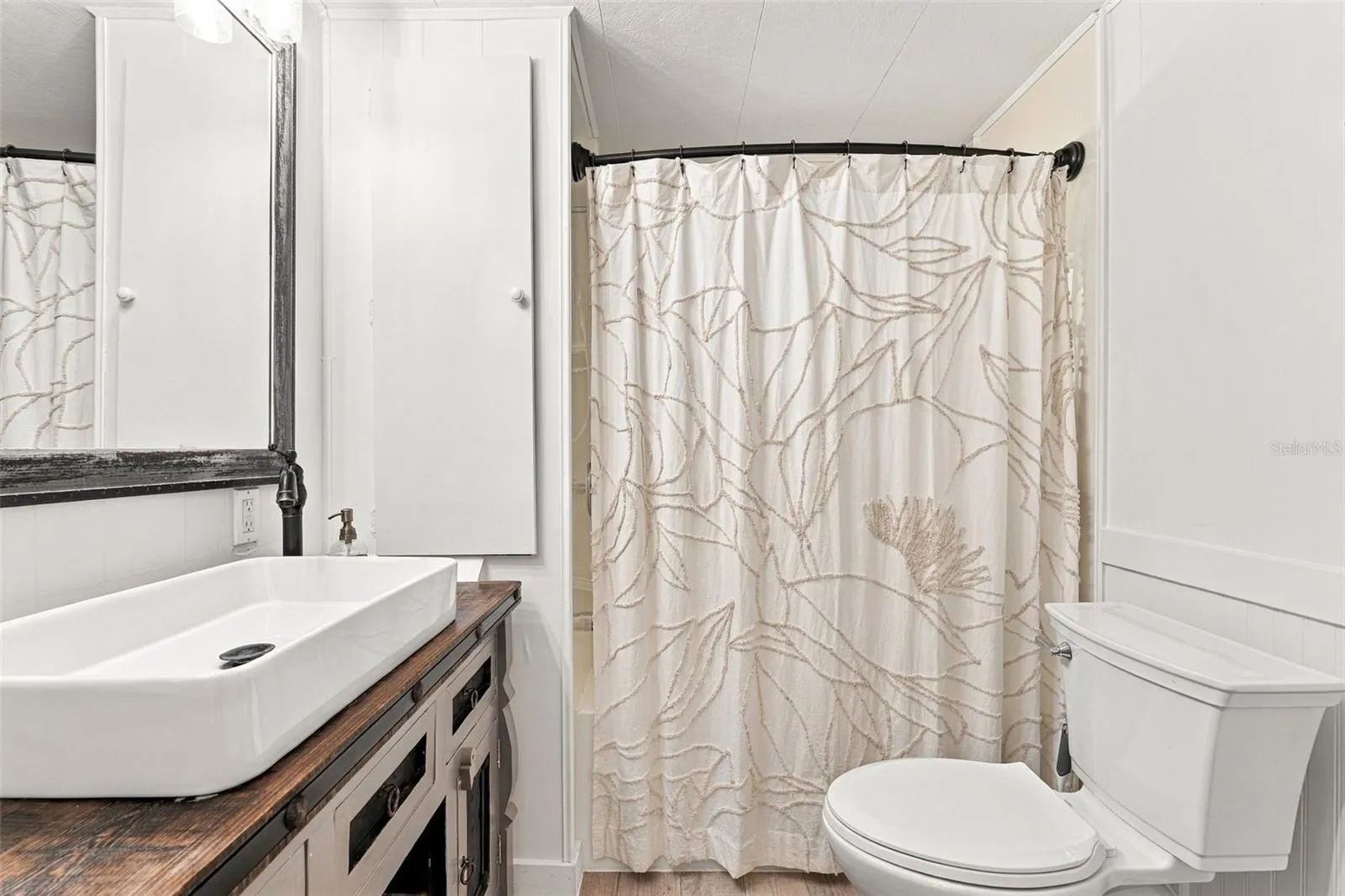 Guest bathroom