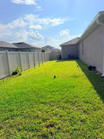 side yard