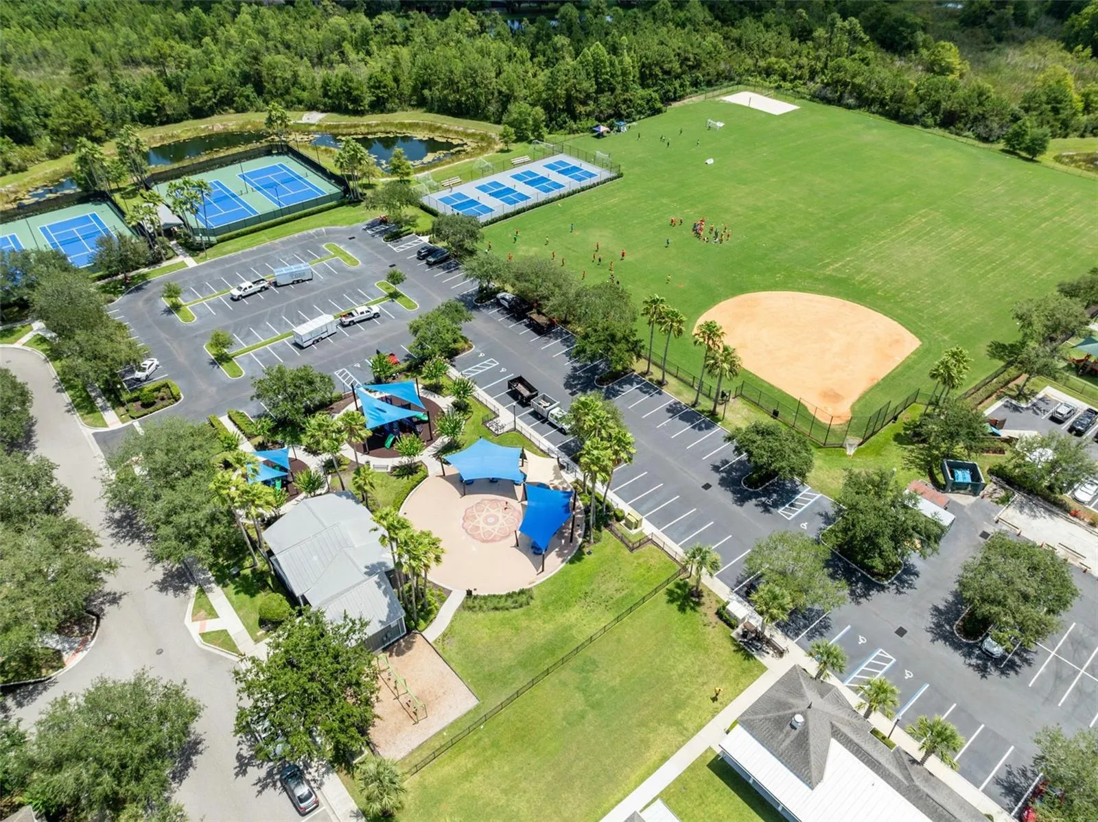 Don’t miss this opportunity to live in one of Avalon Park South’s most sought after communities! South Village offers a fabulous clubhouse, fitness center, resort style pool w/ waterfall, basketball, tennis, pickleball and racquetball courts, sand volleyball and playground. Avalon also features a splash pad, community pools, gated playground w/ bathrooms, jogging and biking trails, dog park and football, soccer and baseball fields. Zoned for top rated schools. Downtown Avalon provides shops, restaurants and professional services. Near Downtown Orlando, 528, 417 and 408, Waterford Lakes, UCF, Medical City, Lake Nona, Florida’s beaches and major attractions. Basic cable and internet included in HOA dues via Spectrum.