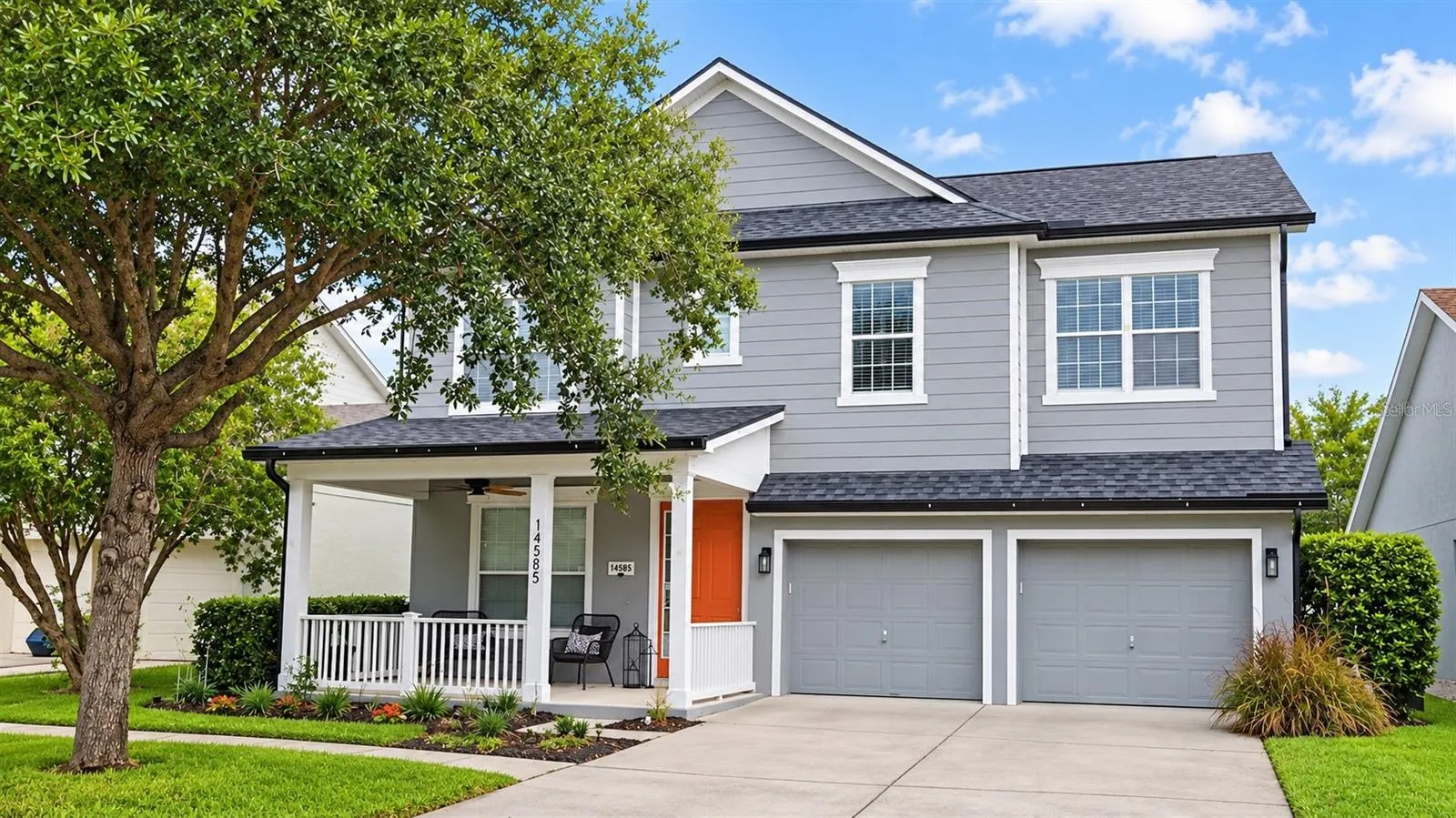 POOL HOME W/ POND VIEWS, 2023 ROOF &amp; OVER 3,000 SQ FT IN AVALON PARK SOUTH VILLAGE!