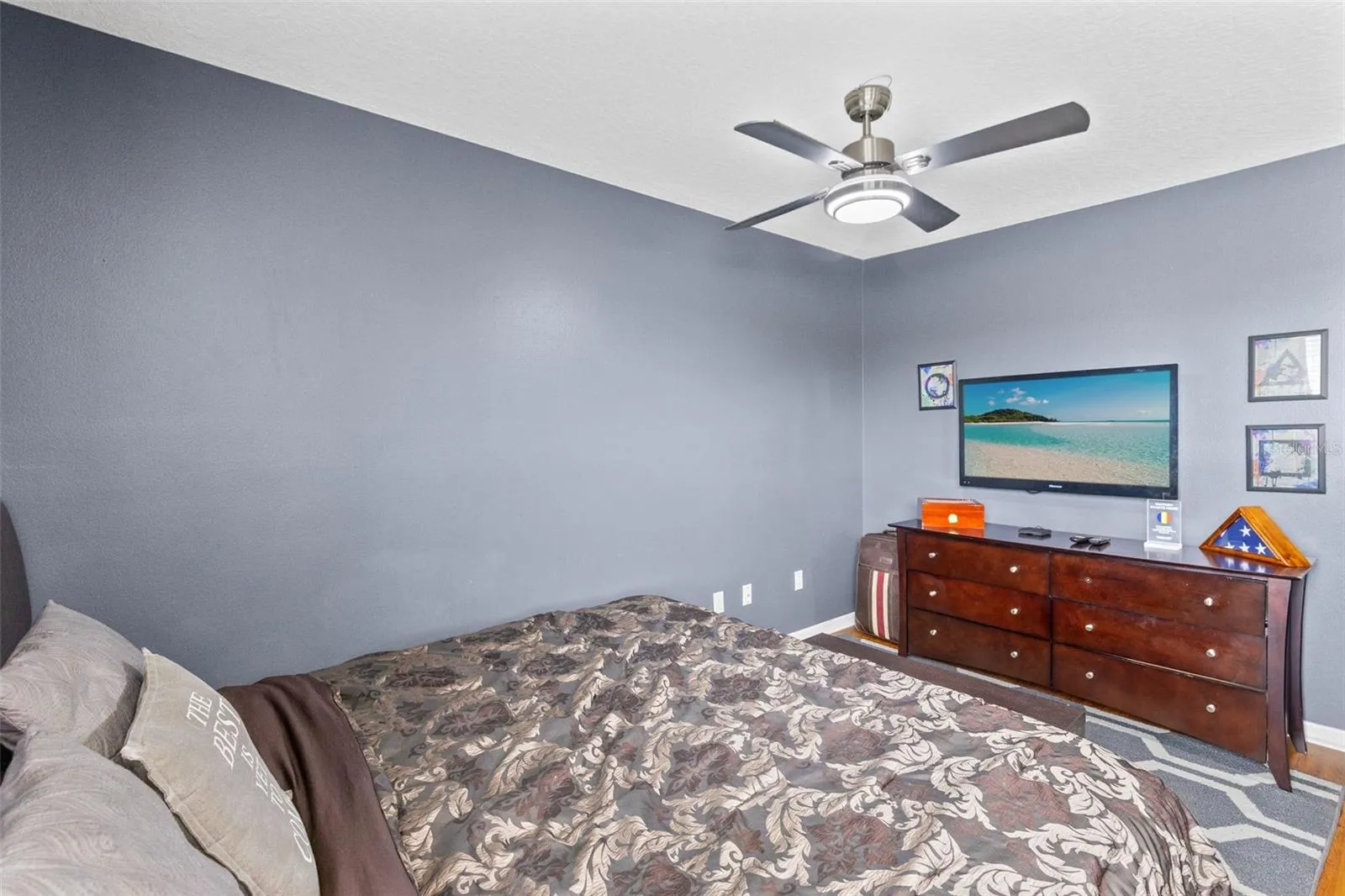 The builder’s optional oversized bonus room includes a partially divided area and provides plenty of space for a media room, home office, gym, playroom or potential 5th bedroom.