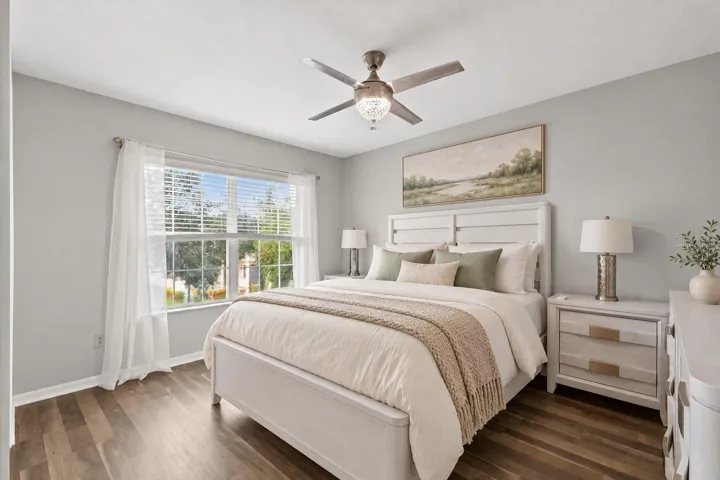 Virtually Staged: Guest bedroom