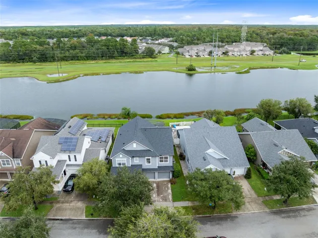This Levitt and Sons Plymouth model offers 4 bedrooms plus an oversized bonus room that could be converted into a 5th bedroom, 3.5 bathrooms, 3,003 square feet and a 2 car garage.