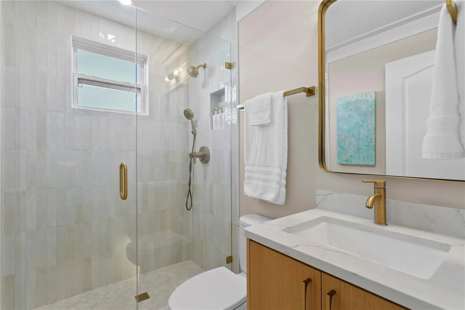 Ground level full bath