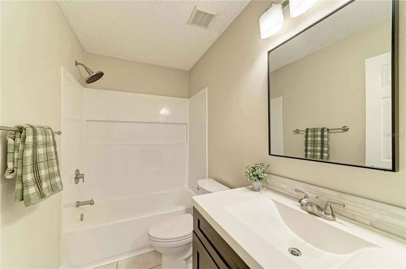 Main Bathroom