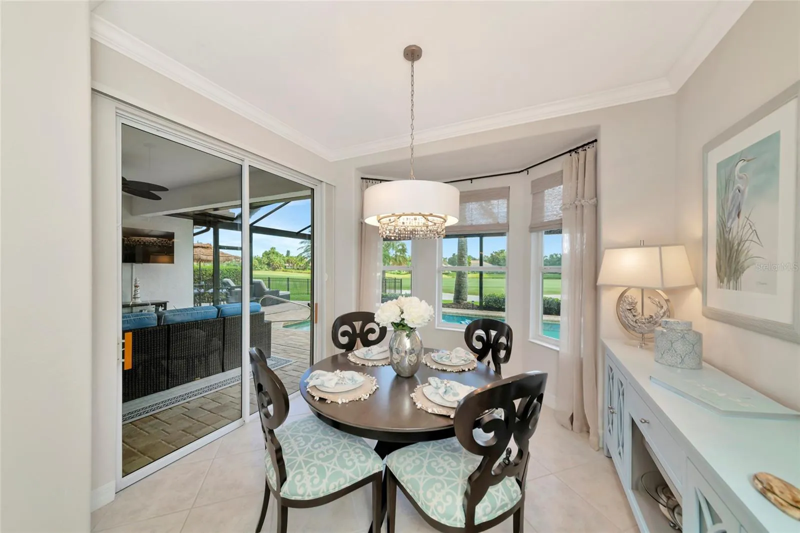 breakfast nook
