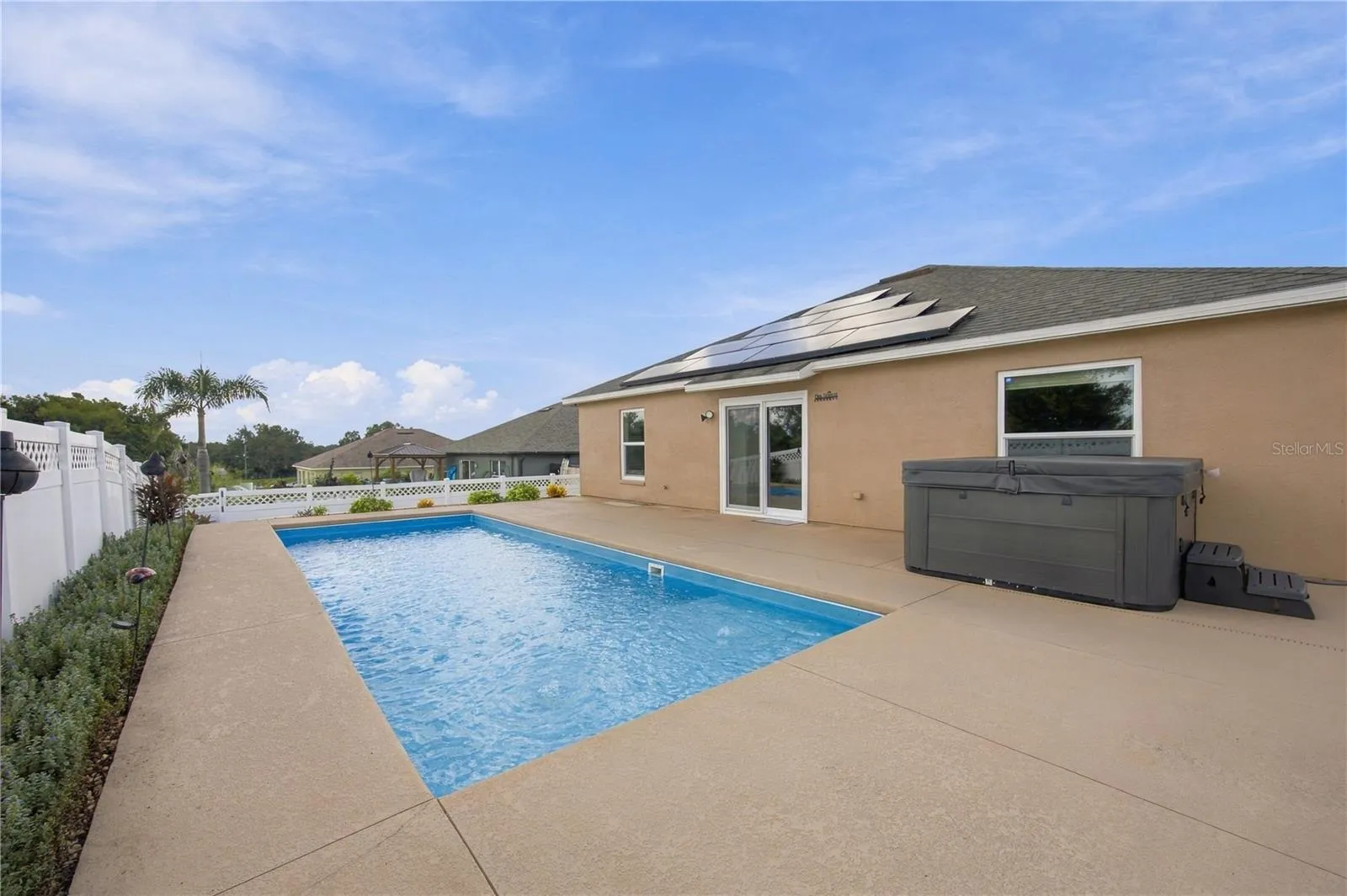 Backyard/Pool Deck
