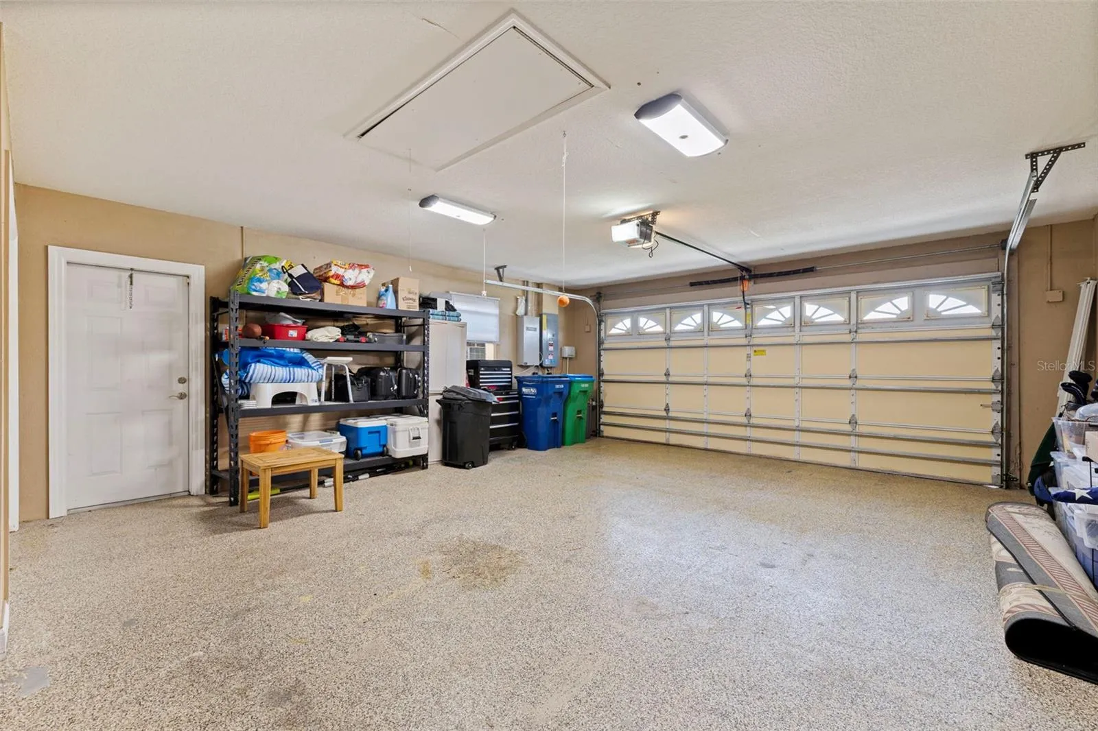 Oversized garage