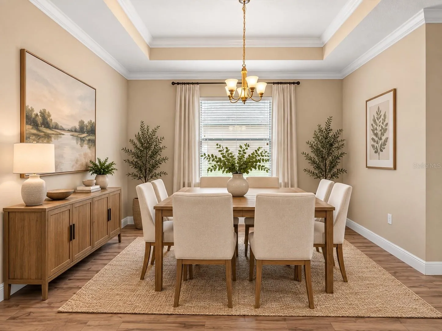 Stage dinning room