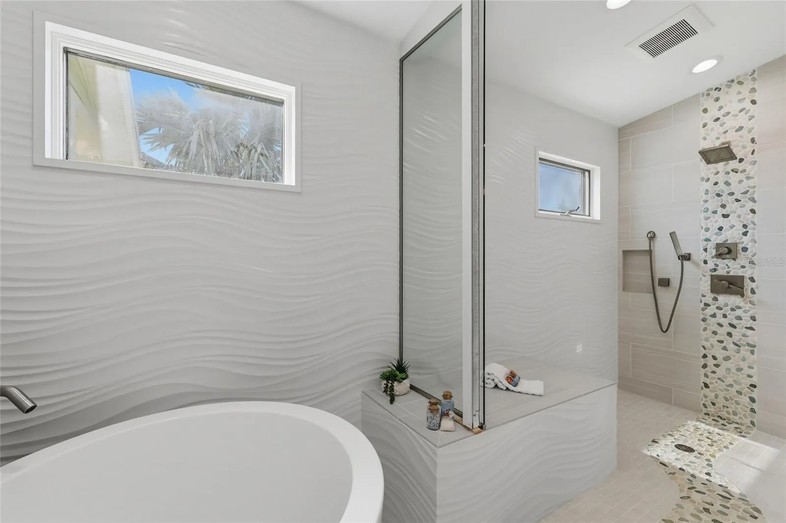 Soaking Tub.