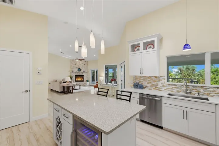 Quartz Counters.
