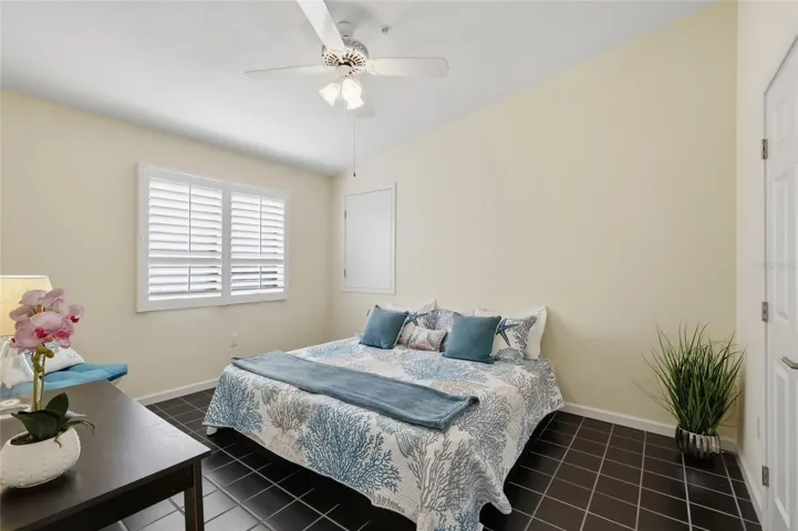 Guest Bedroom.